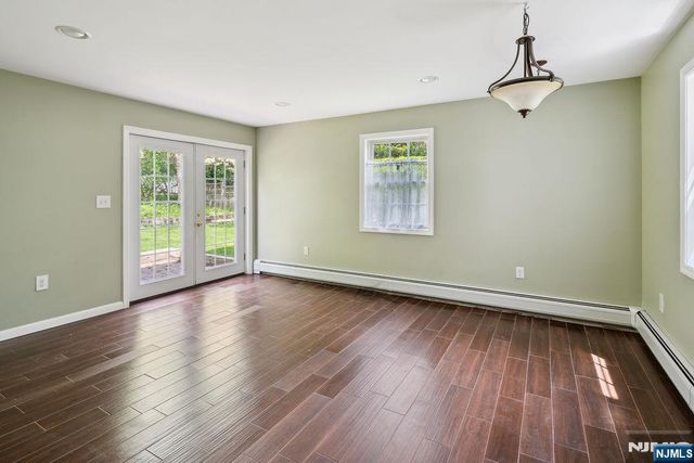1144 Sussex Road, Teaneck, NJ 07666