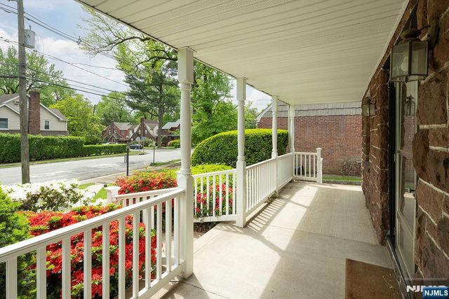1144 Sussex Road, Teaneck, NJ 07666