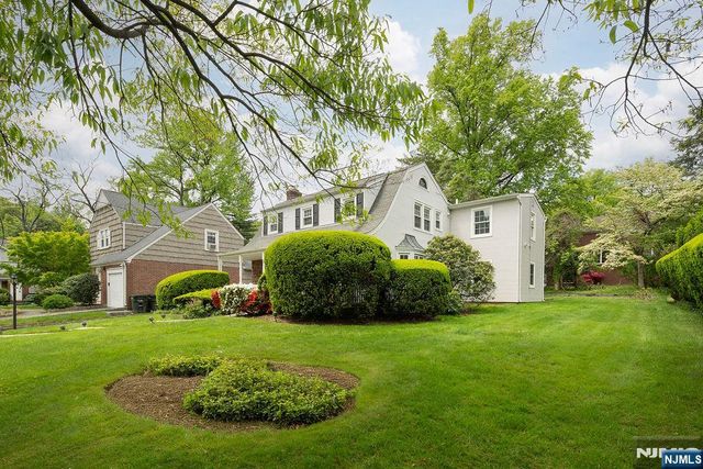 1144 Sussex Road, Teaneck, NJ 07666