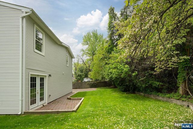 1144 Sussex Road, Teaneck, NJ 07666