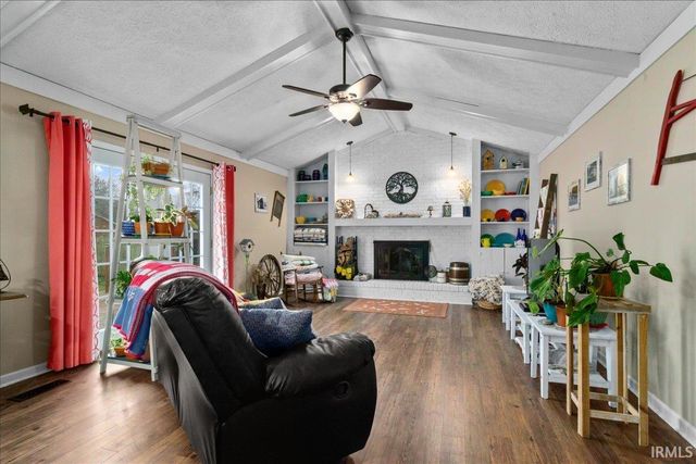 5422 Park Drive, Newburgh, IN 47630