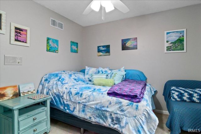 5422 Park Drive, Newburgh, IN 47630