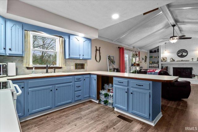 5422 Park Drive, Newburgh, IN 47630