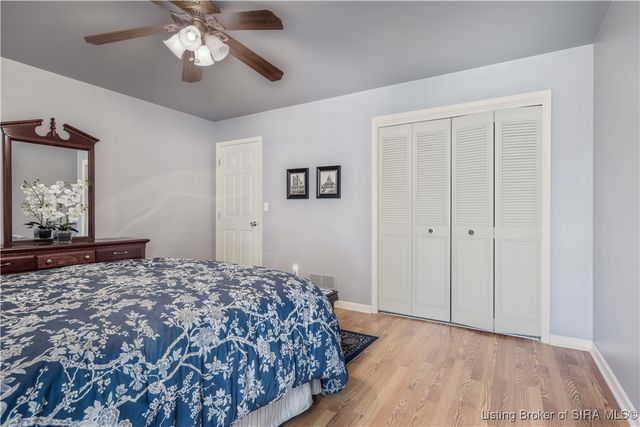 808 Acorn Lane, Jeffersonville, IN 47130