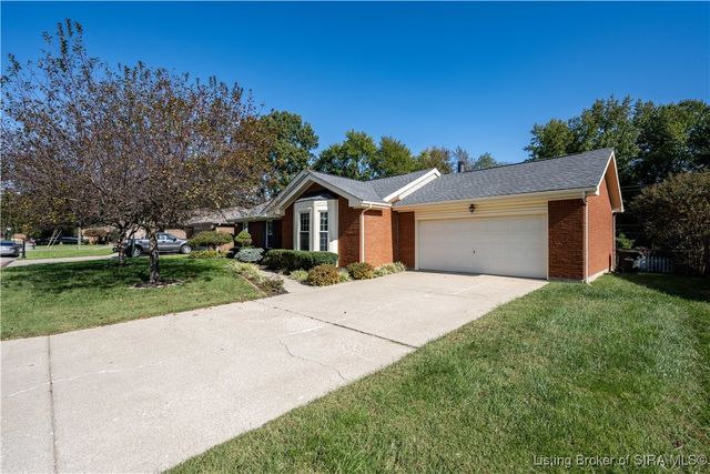 808 Acorn Lane, Jeffersonville, IN 47130