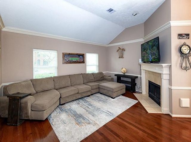 13810 Viewfield Court, Houston, TX 77059