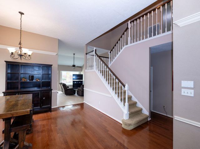 13810 Viewfield Court, Houston, TX 77059