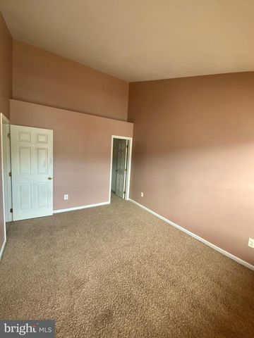 5150 BALLYCASTLE CIR, Alexandria, VA 22315