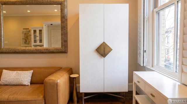 1201 California Street 206, San Francisco, CA 94131