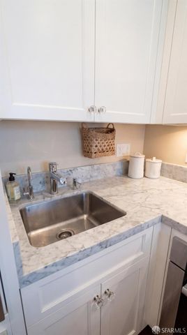 1201 California Street 206, San Francisco, CA 94131