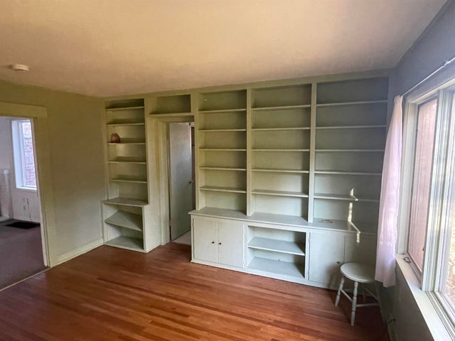 2625 S Smith Road, Bloomington, IN 47401