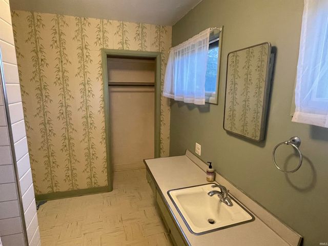 2625 S Smith Road, Bloomington, IN 47401