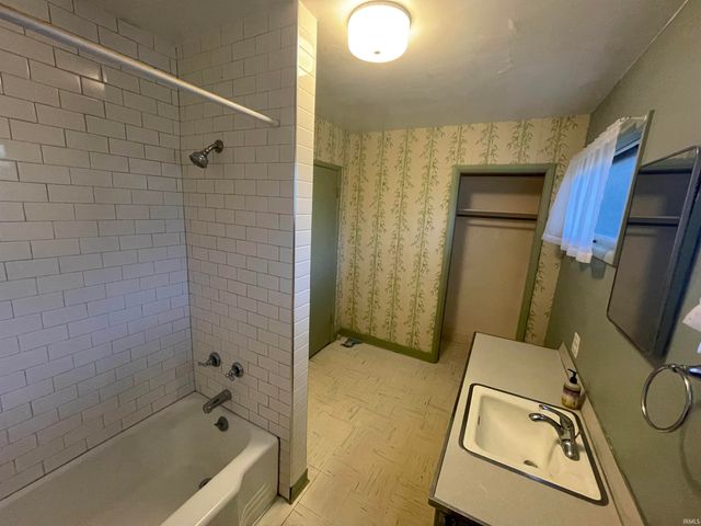 2625 S Smith Road, Bloomington, IN 47401