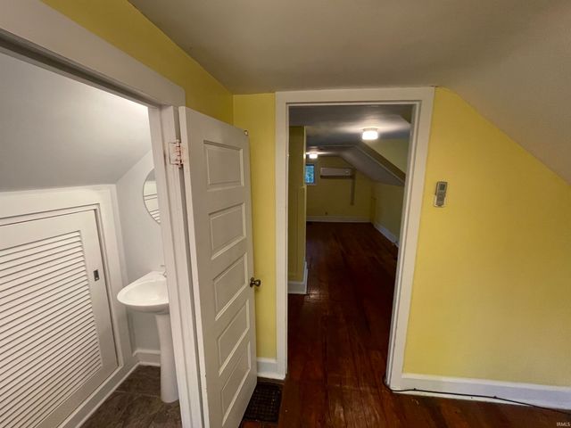 2625 S Smith Road, Bloomington, IN 47401