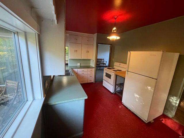 2625 S Smith Road, Bloomington, IN 47401