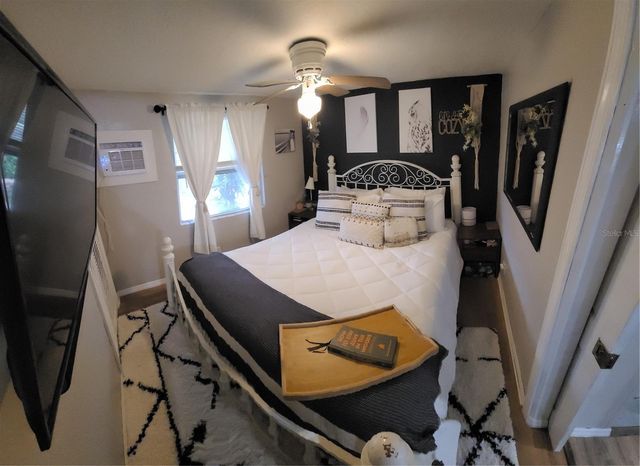 403 52ND AVENUE PLAZA W, Bradenton, FL 34207