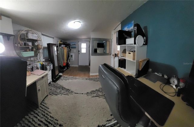 403 52ND AVENUE PLAZA W, Bradenton, FL 34207