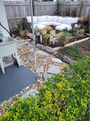 403 52ND AVENUE PLAZA W, Bradenton, FL 34207