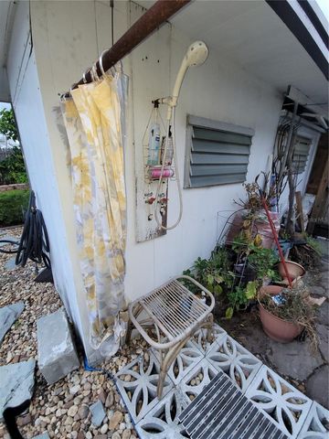 403 52ND AVENUE PLAZA W, Bradenton, FL 34207