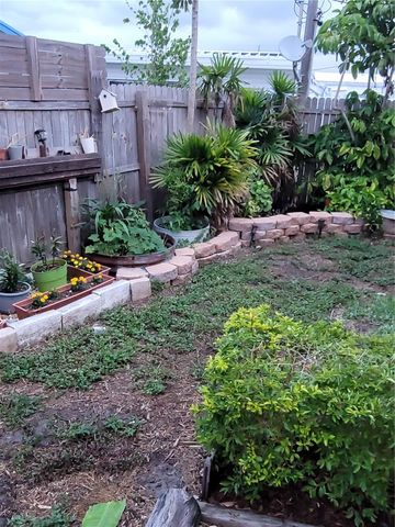 403 52ND AVENUE PLAZA W, Bradenton, FL 34207