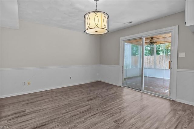 624 Pinebrook DR, Virginia Beach, VA 23462