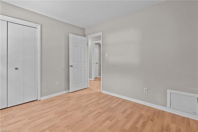 624 Pinebrook DR, Virginia Beach, VA 23462