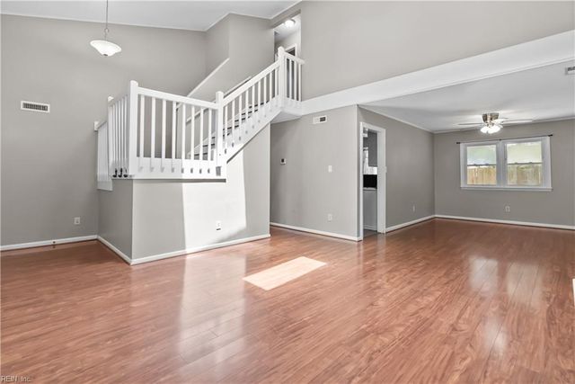624 Pinebrook DR, Virginia Beach, VA 23462