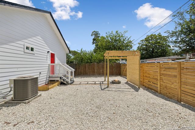 1118 Hays, San Antonio, TX 78202