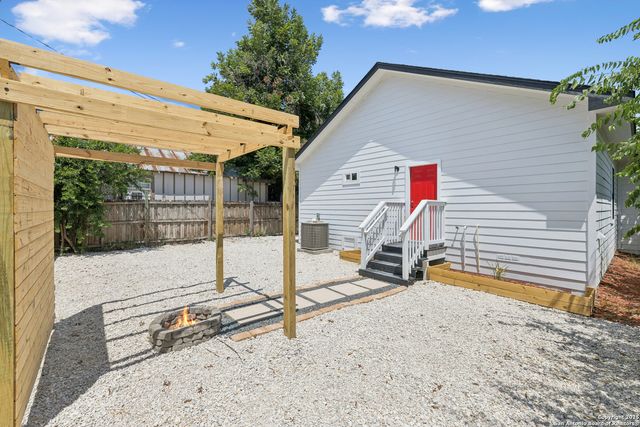 1118 Hays, San Antonio, TX 78202