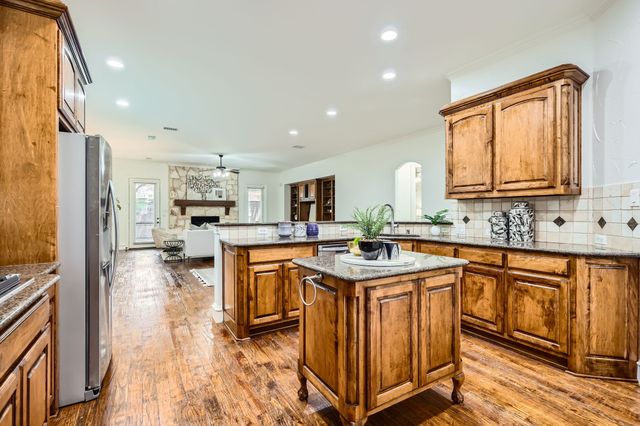 6235 Palo Pinto Avenue, Dallas, TX 75214