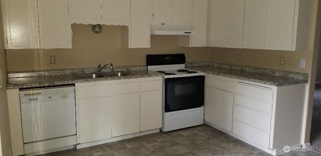 9210 9212 204th Street E, Graham, WA 98338