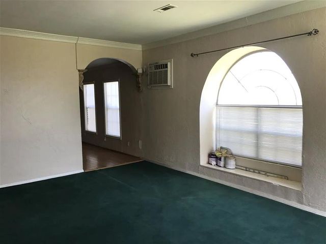 223 S Oak Street, Apache, OK 73006