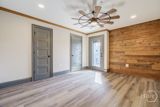 34 Depot St 21, Hartwell, GA 30643