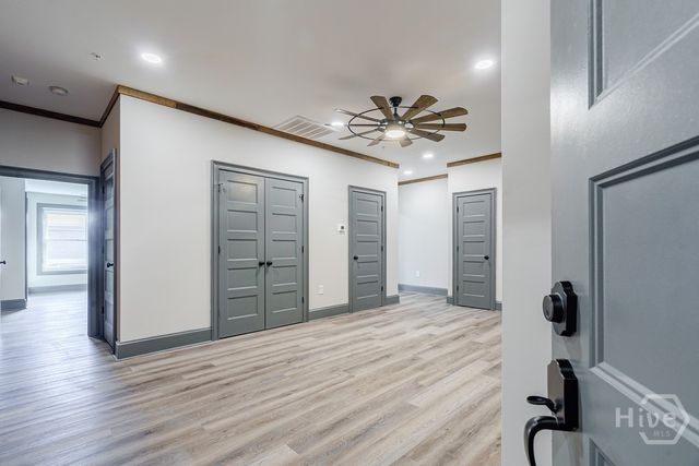 34 Depot St 21, Hartwell, GA 30643