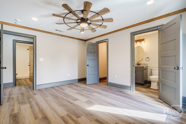 34 Depot St 21, Hartwell, GA 30643