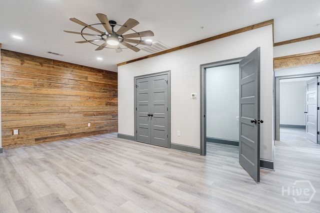 34 Depot St 21, Hartwell, GA 30643