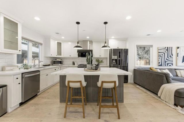 830 Birch Avenue, Sunnyvale, CA 94086