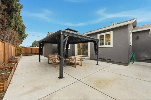 830 Birch Avenue, Sunnyvale, CA 94086