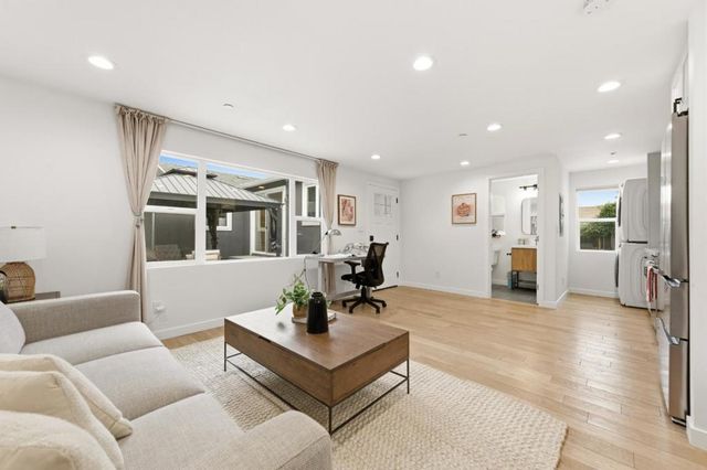 830 Birch Avenue, Sunnyvale, CA 94086