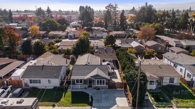 830 Birch Avenue, Sunnyvale, CA 94086