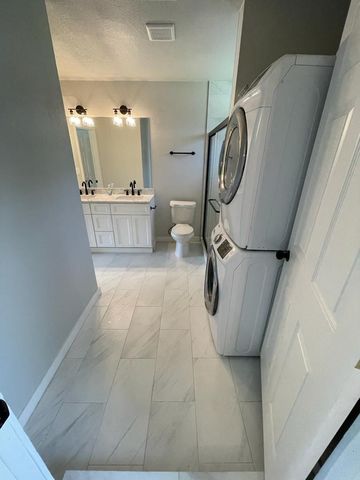 1605 Hawthorne Lane, Plano, TX 75074