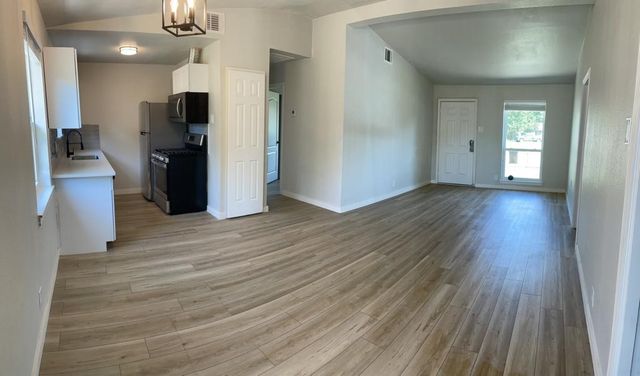 1605 Hawthorne Lane, Plano, TX 75074
