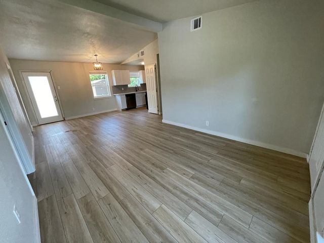 1605 Hawthorne Lane, Plano, TX 75074