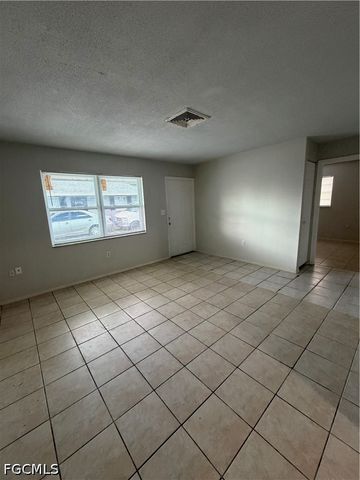 5517 6th AVE, Fort Myers, FL 33907