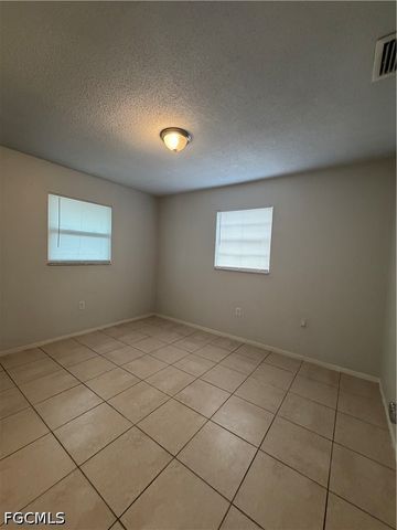 5517 6th AVE, Fort Myers, FL 33907