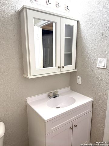 1212 fairview, Beeville, TX 78102