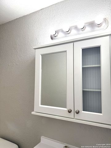 1212 fairview, Beeville, TX 78102