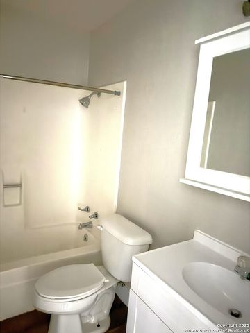 1212 fairview, Beeville, TX 78102