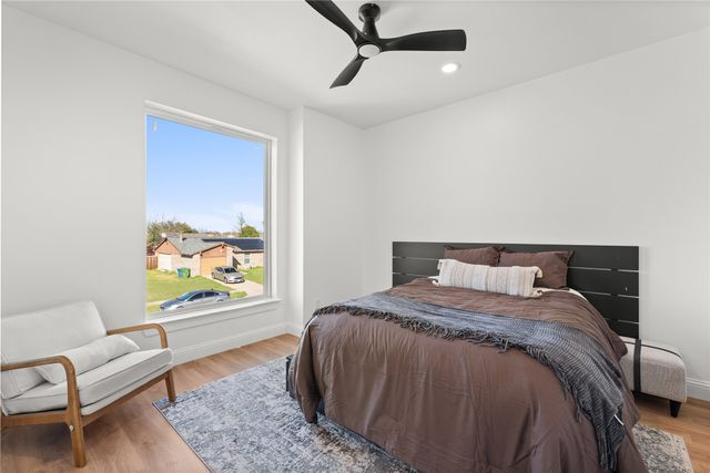5204 Gibson Drive, The Colony, TX 75056