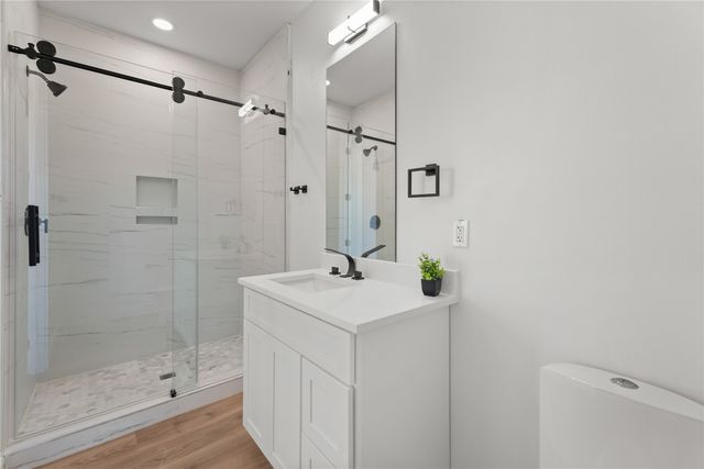 5204 Gibson Drive, The Colony, TX 75056